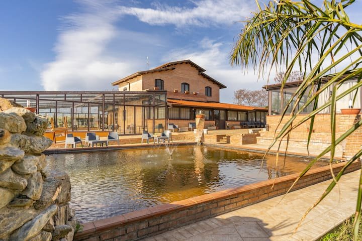 Cottage immerso nella natura · Lamezia Terme · ★4,68 · 1 camera da letto · 1 letto · 1 bagno privato